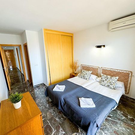 Sea Pool And Relax Comotucasa Фуeнхирола Екстериор снимка