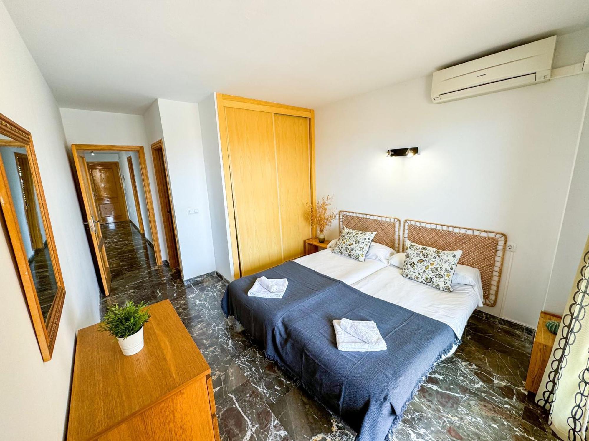 Sea Pool And Relax Comotucasa Фуeнхирола Екстериор снимка