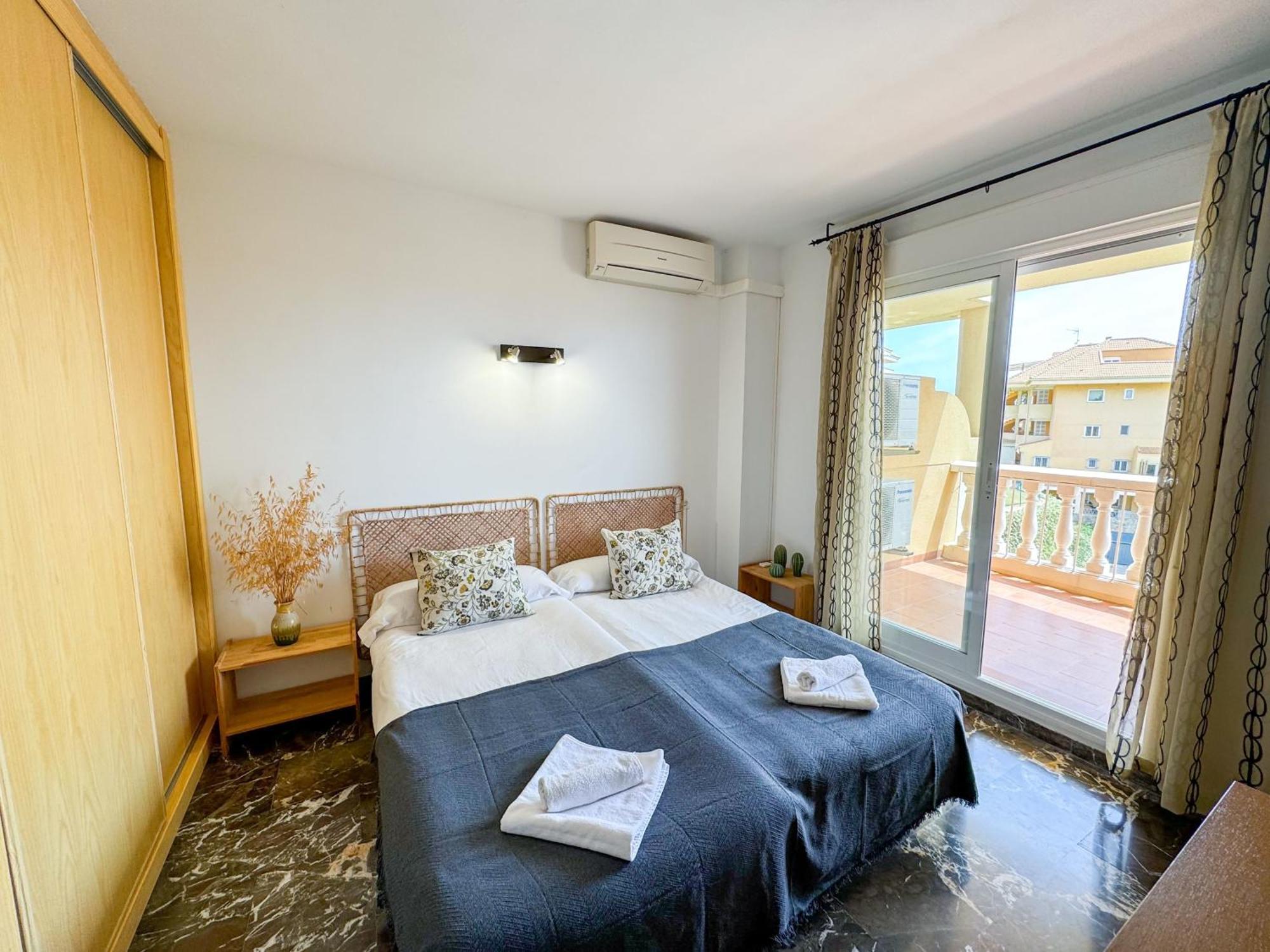 Sea Pool And Relax Comotucasa Фуeнхирола Екстериор снимка
