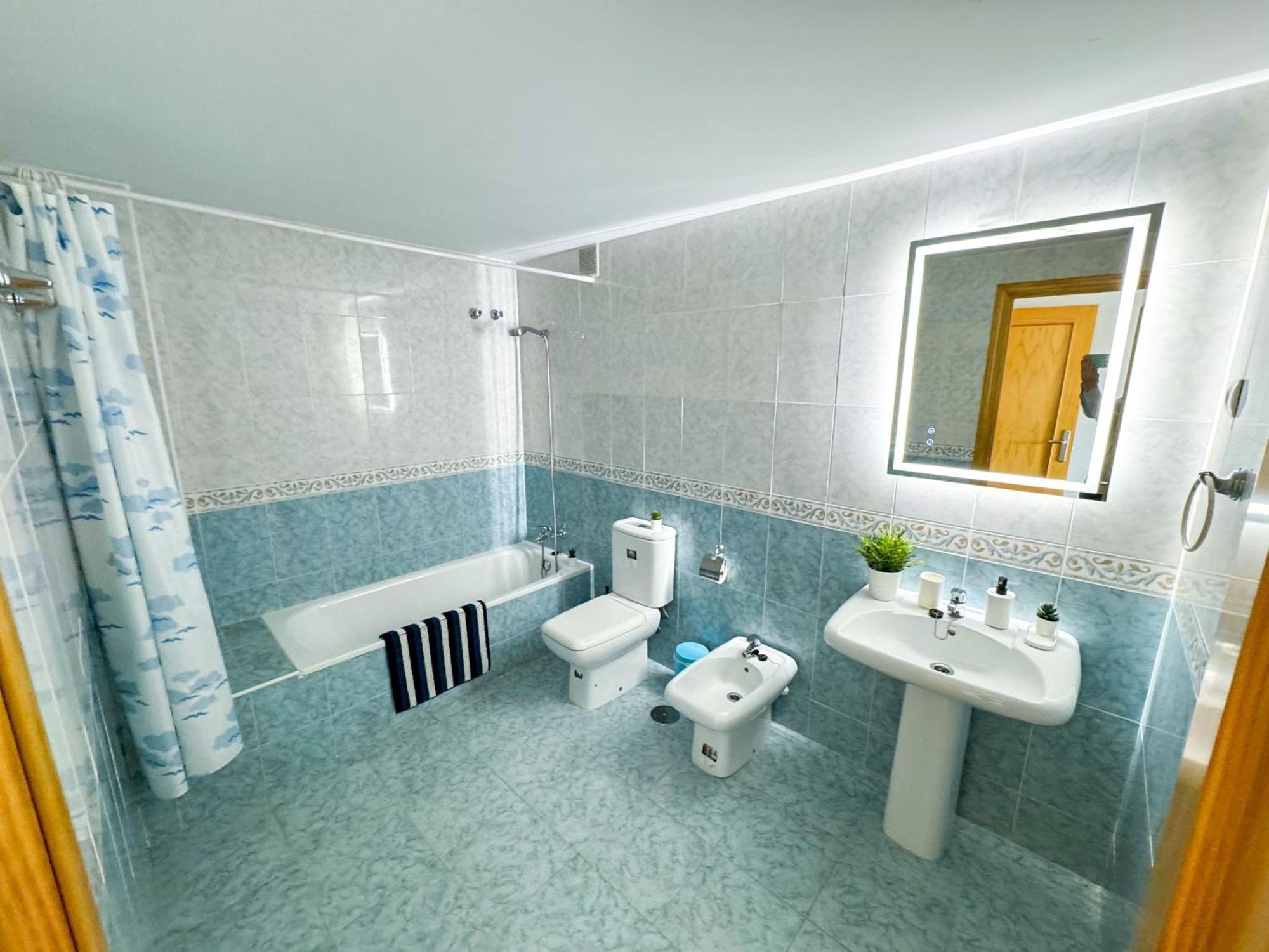 Sea Pool And Relax Comotucasa Фуeнхирола Екстериор снимка